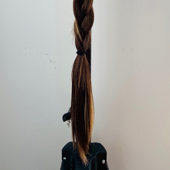 Long Gorgeous Toffee Blonde Color Premium Fiber Lace Front Wig 🤎💛 - Picture 13 of 15